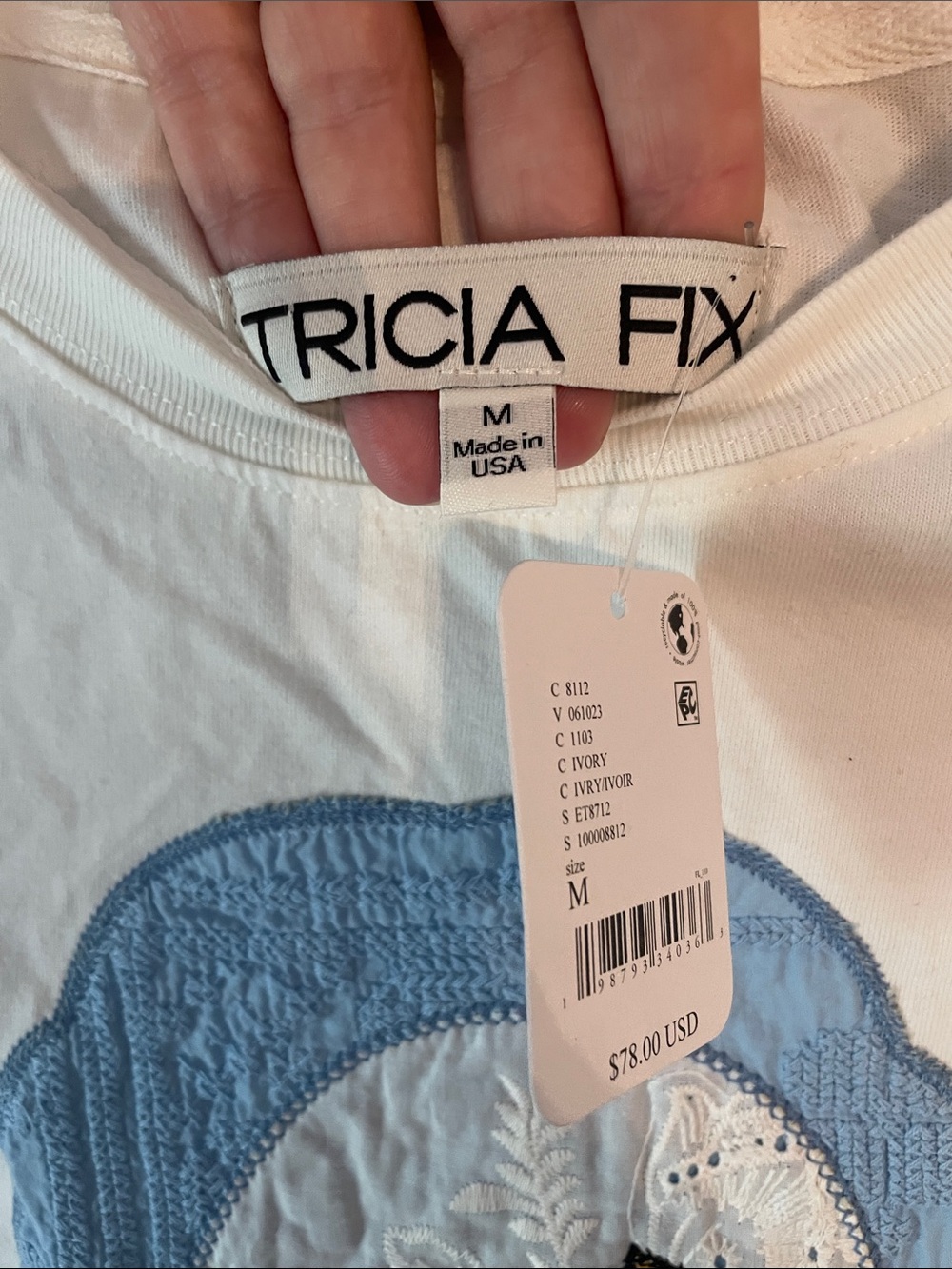 Tricia Fix x Free People White Short Sleeve Tee with Goose Patch SzM NWT - Picture 2 of 11